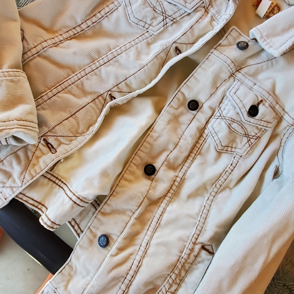 Jacket - Picture 2 of 3